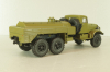 АКЦ-4-214М топливливозаправщик, на шасси Краз-214, хаки, Легендарные грузовики СССР №110, Modimio 1:43