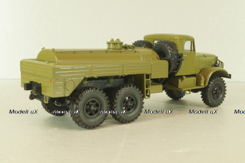 АКЦ-4-214М топливливозаправщик, на шасси Краз-214, хаки, Легендарные грузовики СССР №110, Modimio 1:43