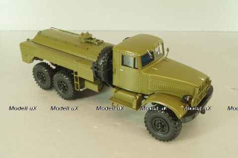 АКЦ-4-214М топливливозаправщик, на шасси Краз-214, хаки, Легендарные грузовики СССР №110, Modimio 1:43