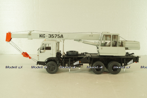 КС-3575А(53213) Автокран на шасси Камаз-53213, серый, Автоистория 1:43