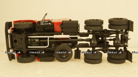 Зил-133-05А тягач красный, Алник43 1:43