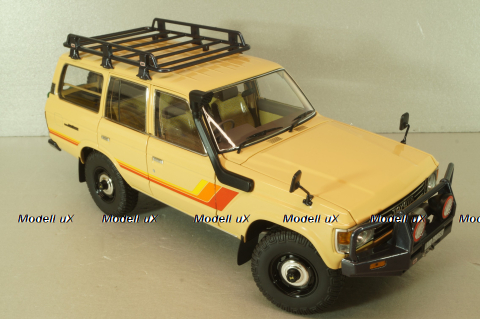 Toyota Land Cruiser 60 1981, beige, w/roof rack + (08956XBE), KYO8956XE, Kyosho 1:18