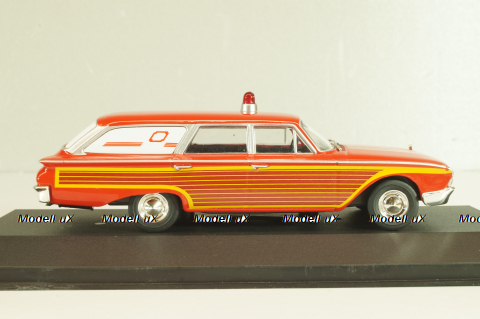 Ford Country Squire Ambulance 1964, red, WB181, WhiteBox 1:43 Уценка!