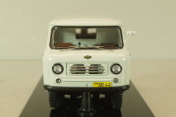Уаз-450, ранний, с обратным открыванием дверей, 1958г., 145031, DiP Models 1:43