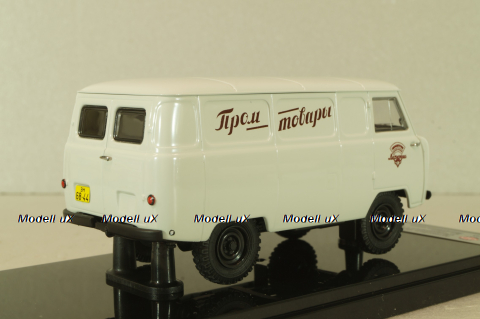 Уаз-450, ранний, с обратным открыванием дверей) 1958г., 145031, DiP Models 1:43