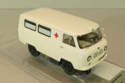 Уаз-450А, Скорая Медицинская Помощь (интерьер гражданской скорой) 1960 г, 145023, DiP Models 1:43