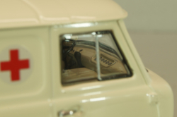 Уаз-450А, Скорая Медицинская Помощь (интерьер гражданской скорой) 1960 г, 145023, DiP Models 1:43
