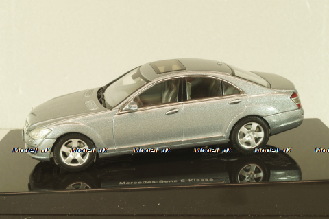 Mercedes S 500 (W221) 2006, grey, B66962221, Autoart 1:43