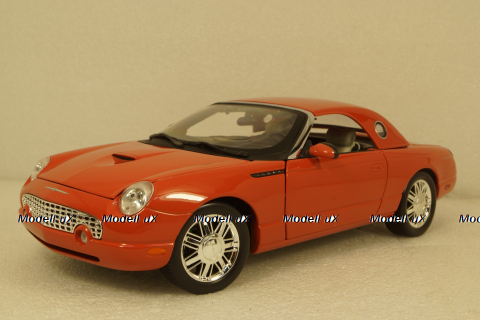 Ford Thunderbird  James Bond 007 Die Another day, 10013 Minichamps 1:18