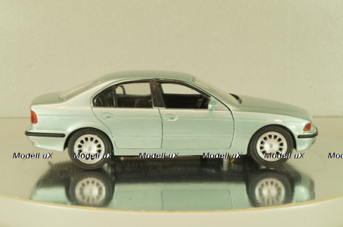 BMW 525i sedan (E39) 1995, light green, 80429419980, Schabak 1:43