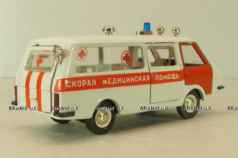 Раф-22031, скорая медицинская помощь, бело-серый, октябрь 1991, Тантал/Радон 1:43