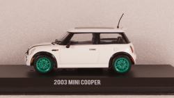 Mini Cooper S 2003 "Ограбление по-итальянски", Greenlight 1:43