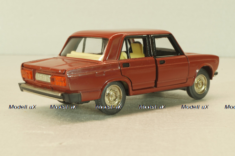 Ваз-2105 жигули, бордовая, август 1988г.,Тантал/Радон 1:43