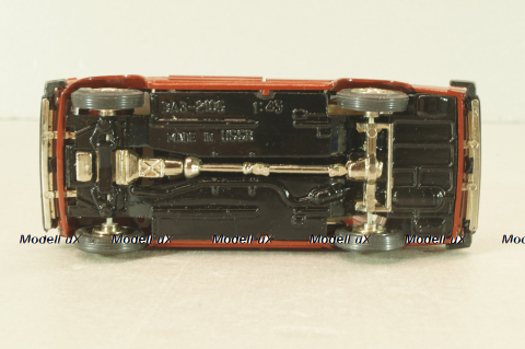 Ваз-2105 жигули, бордовая, август 1988г.,Тантал/Радон 1:43