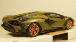 Lamborghini Sian FKP 37, matt olivee, Burago 1:24