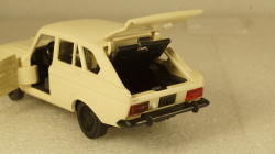 Иж-1500 Комби белый, черный пластик, Тантал/Радон 1:43