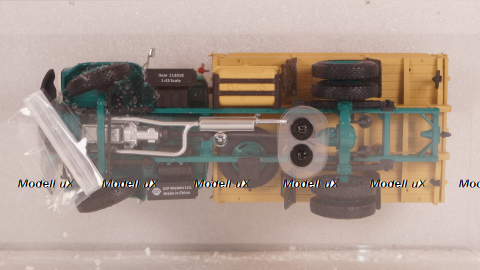 Зил-130 бортовой с грузом 1983 г. (Автоэкспорт), 113018, DiP Models 1:43