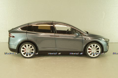 Tesla Model X 2016, light grey, LS-Collectibles 1:18