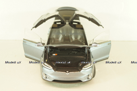 Tesla Model X 2016, light grey, LS-Collectibles 1:18