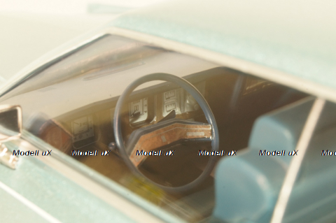 Lincoln Continental Mark V 1978, light blue, MGG18369, MCG 1:18