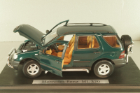 Mercedes-Benz ML 320 (W163) green, B66005217, Maisto 1:18