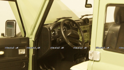 LAND ROVER DEFENDER 110 HERITAGE EDITION - 2015 - GREEN, ALM810307, Almost Real 1:18