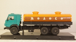 Камаз-53212 Молоко, Декабрь 1988г.  Арек 1:43 