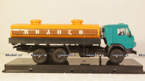 Камаз-53212 Молоко, Декабрь 1988г.  Арек 1:43 