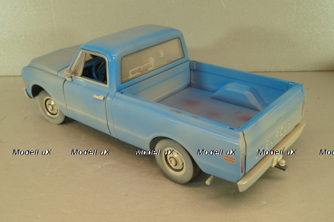 Chevrolet C-10 1971 from movie The Texas Chainsaw Massacre, blue, HWY-18014, Highway61 1:18