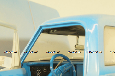 Chevrolet C-10 1971 from movie The Texas Chainsaw Massacre, blue, HWY-18014, Highway61 1:18