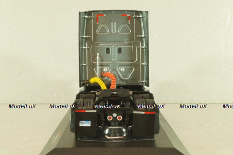 Freightliner Cascadia 2018, grey, TR211, IXO 1:43