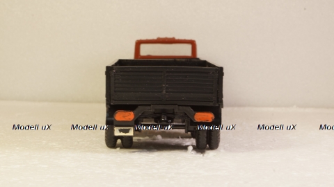 Зил-4331 бортовой с прицепом красный/черный, з-д Вега 1:43