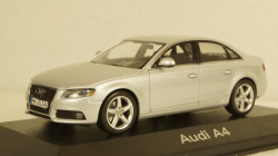 Audi A4 3.2 Quattro Silver, Minichamps 1:43, Уценка!