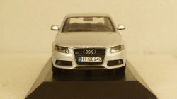 Audi A4 3.2 Quattro Silver, Minichamps 1:43, Уценка!