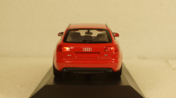 Audi A6 C6 Avant 2004 red 1344 pcs, Minichamps 1:43