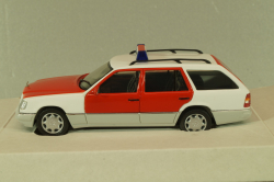 Mercedes-Benz E 320 (S124) T-Modell Notarzt 1987, white/red, 70218, Herpa 1:43