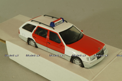 Mercedes-Benz E 320 (S124) T-Modell Notarzt 1987, white/red, 70218, Herpa 1:43