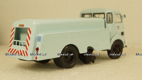 Berliet GLB Arroseuse-balayeuse 1955 "Ville de Dieppe" light blue/white, Altaya 1:43