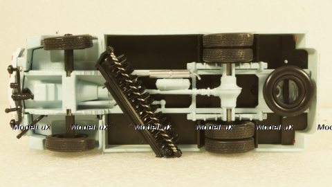 Berliet GLB Arroseuse-balayeuse 1955 "Ville de Dieppe" light blue/white, Altaya 1:43