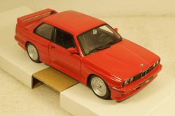 BMW 3-series M3 ( E30) 1988, red, BU21100R , Bburago 1:24