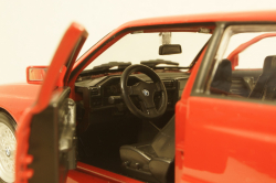 BMW 3-series M3 ( E30) 1988, red, BU21100R , Bburago 1:24