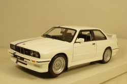 BMW 3-series M3 ( E30) 1988, white, BU21100W , Bburago 1:24