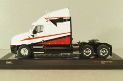 Kenworth T2000 1998, white/red, TR214, IXO 1:43