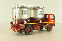 OM N100 truck 1972, red/silver, CAMD083, Camion D'epoca #83, Deagostini 1:43