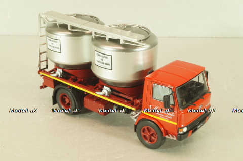 OM N100 truck 1972, red/silver, CAMD083, Camion D'epoca #83, Deagostini 1:43