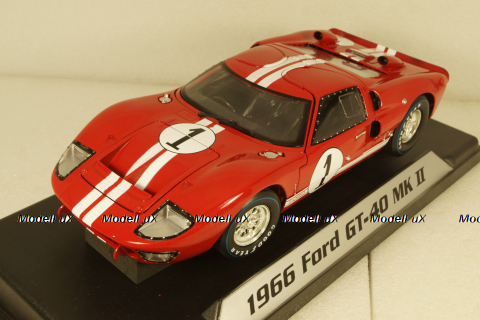 Ford GT-40 MK II #1 winner 12h Sebring 1966 Miles, Ruby, Shelby Collectibles 1:18