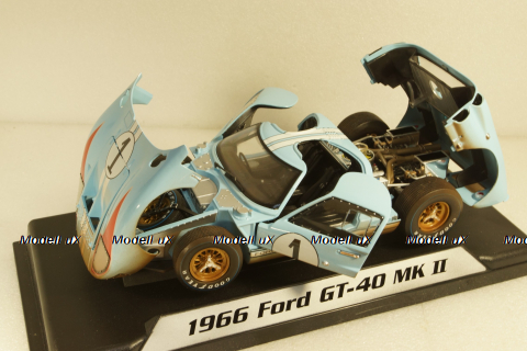 Ford GT40 MK II Dirty Version #1 24h LeMans 1966 Miles, Hulme, Shelby Collectibles 1:18