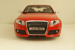 Audi RS 4 (B7) 4.2 MSI 2005  Misano red, OT400, Otto 1:18 