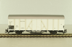 Вагон рефрижератор для морской рыбы, крытый грузовой (холодильник), 2-х осный DB, белый, HO, 46235, Roco 1:87