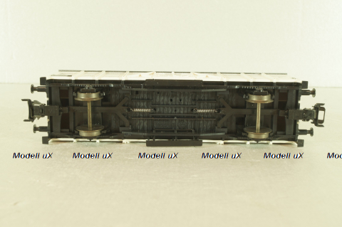Вагон рефрижератор для морской рыбы, крытый грузовой (холодильник), 2-х осный DB, белый, HO, 46235, Roco 1:87